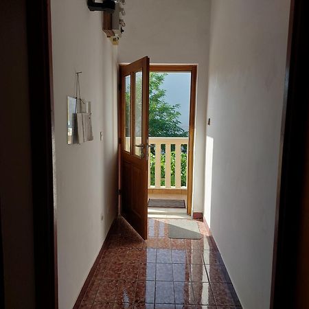 Studio-App Iva, Balcony With Sea View - 50 M From Beach 파그 외부 사진