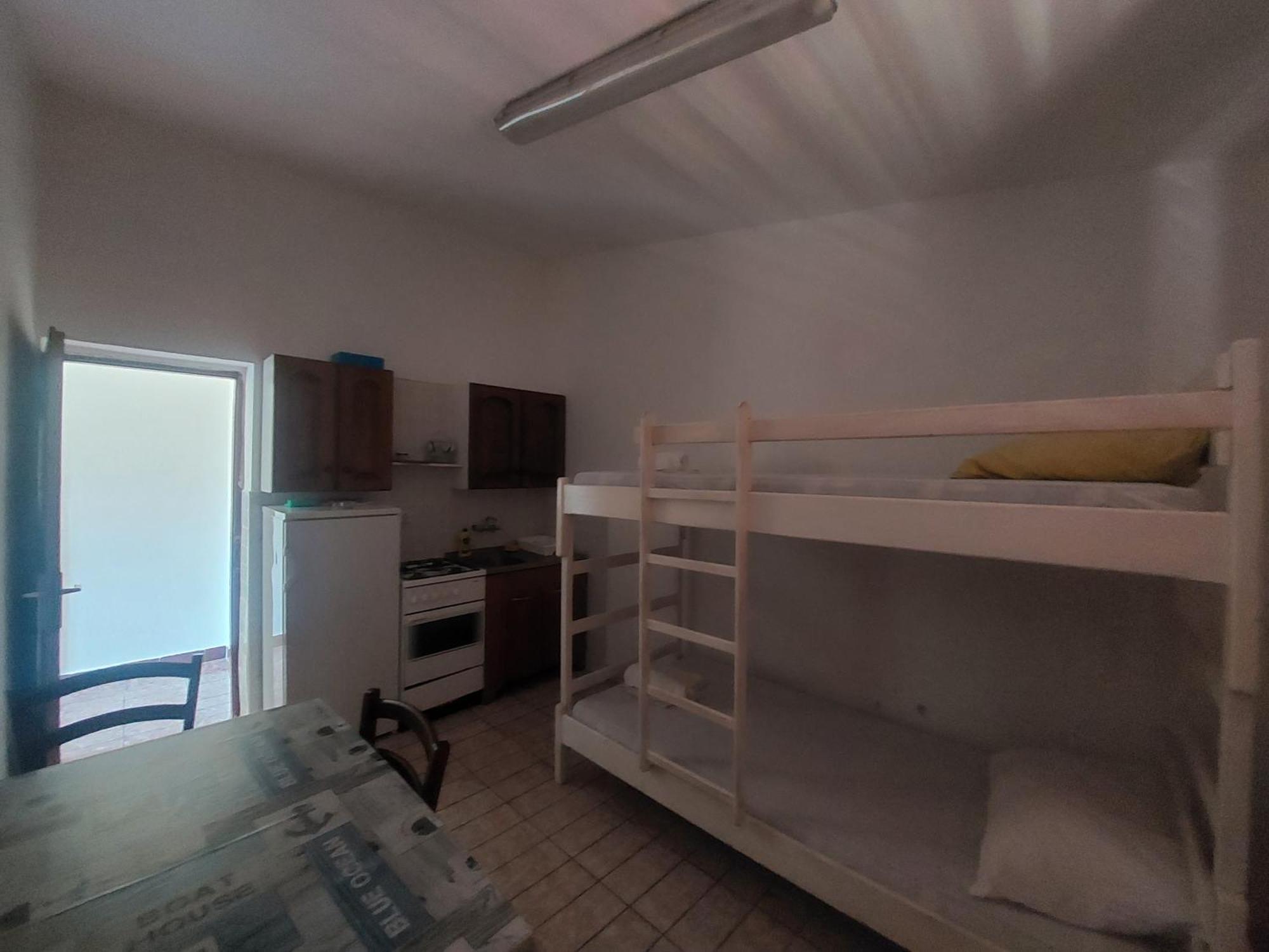 Studio-App Iva, Balcony With Sea View - 50 M From Beach 파그 외부 사진